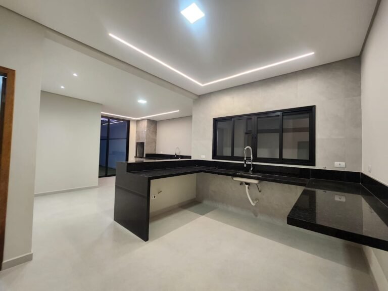 WhatsApp Image 2025-04-14 at 09.35.16