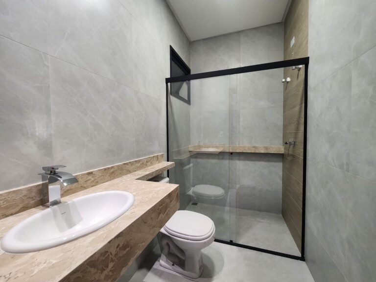 WhatsApp Image 2025-04-14 at 09.35.20 (1)