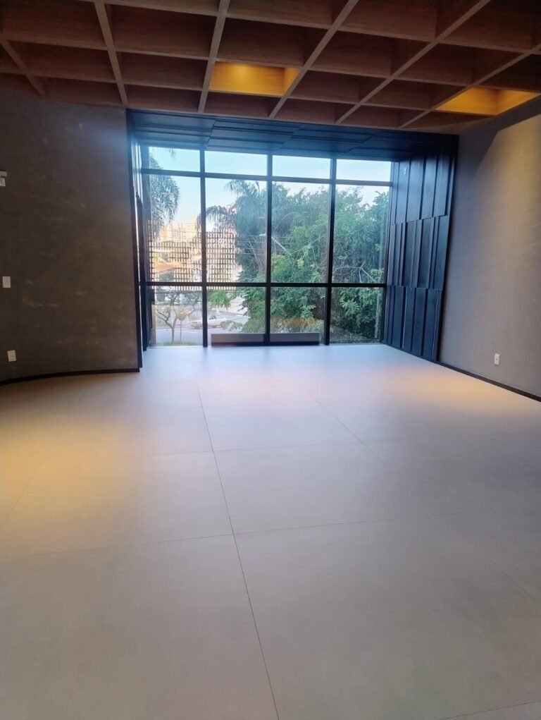 WhatsApp Image 2025-04-24 at 10.32.00 (1)