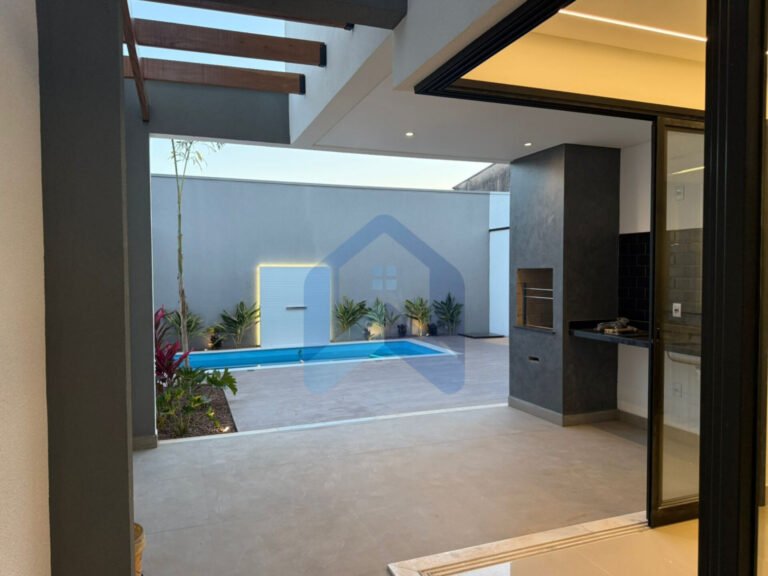 InShot_20250820_220304681