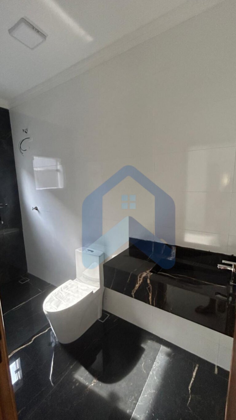 InShot_20250820_225024005