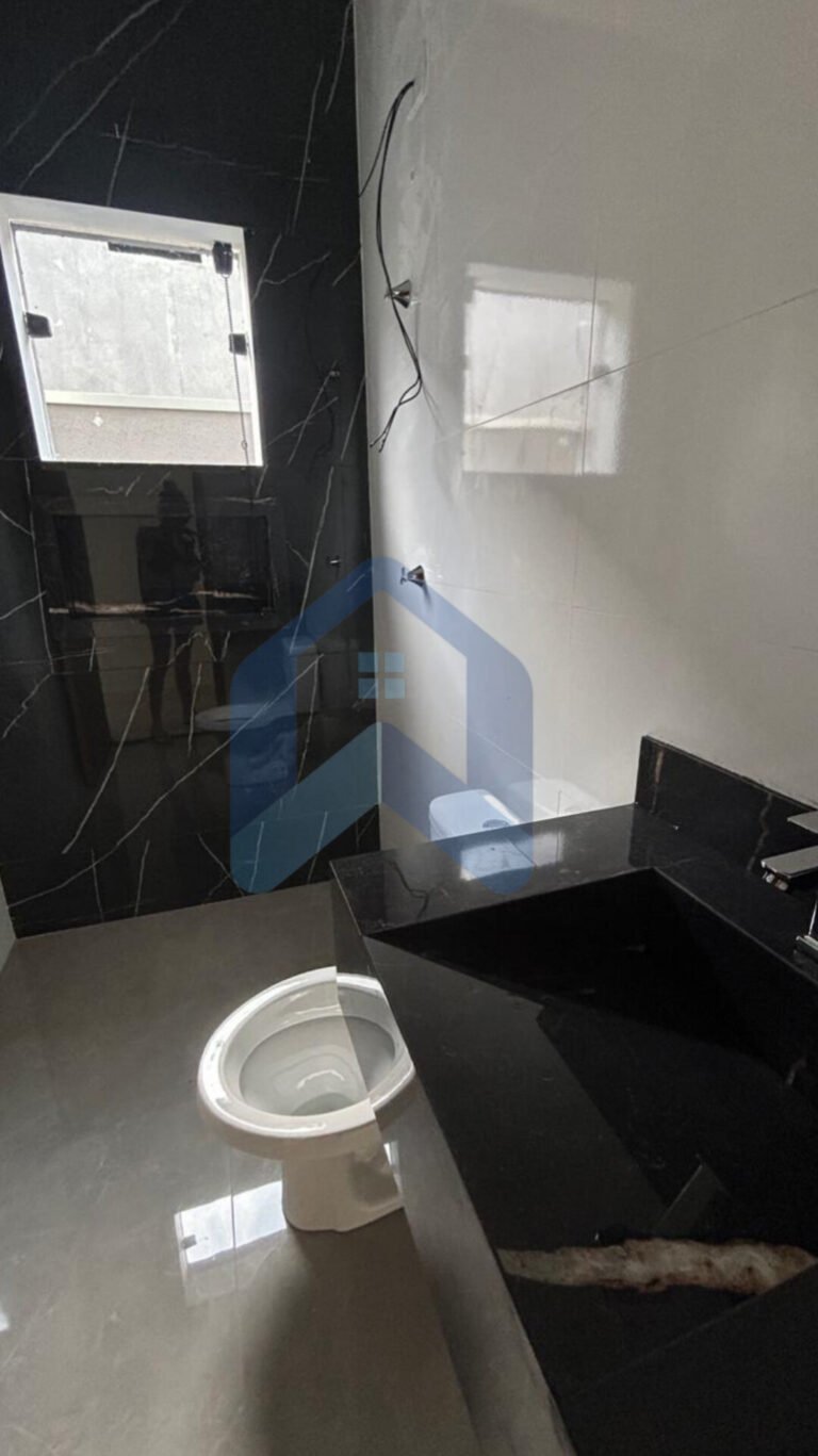 InShot_20250820_225414786