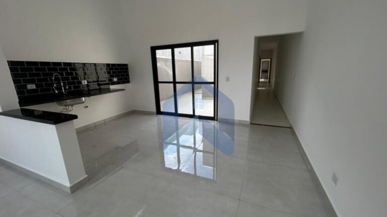 InShot_20250820_225950166