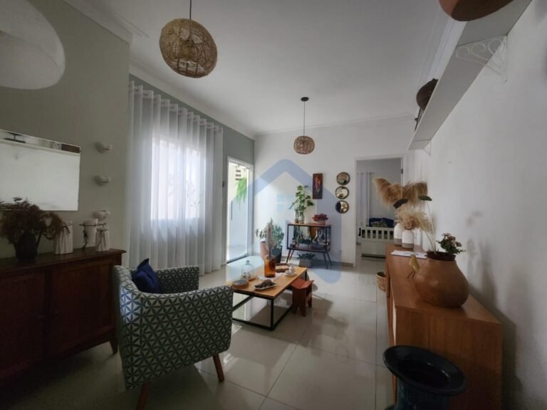 WhatsApp Image 2025-10-04 at 18.50.18 (1)