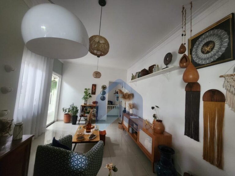 WhatsApp Image 2025-10-04 at 18.50.18 (2)