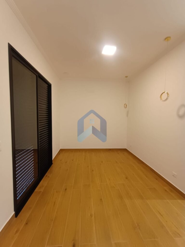 WhatsApp Image 2025-11-18 at 11.48.36 (2)