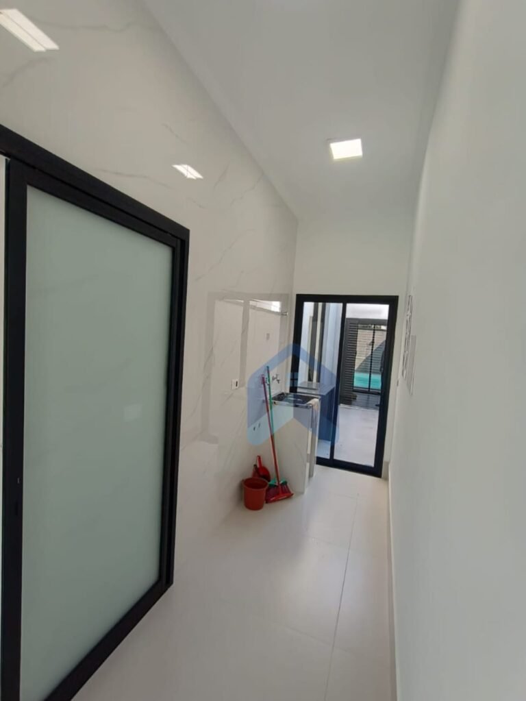 WhatsApp Image 2025-11-18 at 11.48.39 (3)